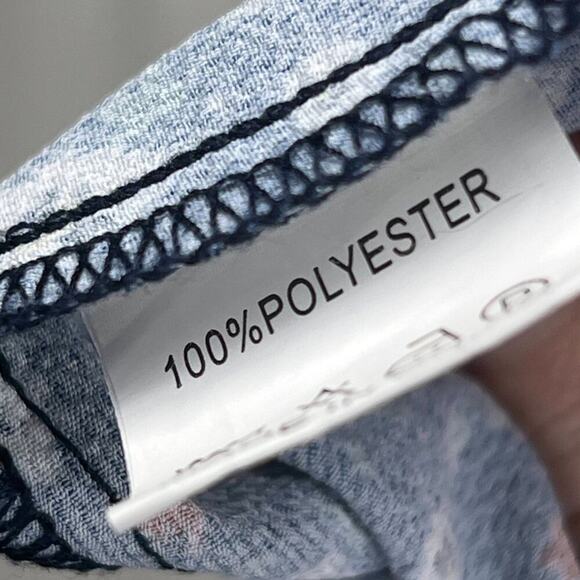 Simple Fun Women's Floral V-Neck Short Sleeve Blouse Large Blue - Picture 10 of 10